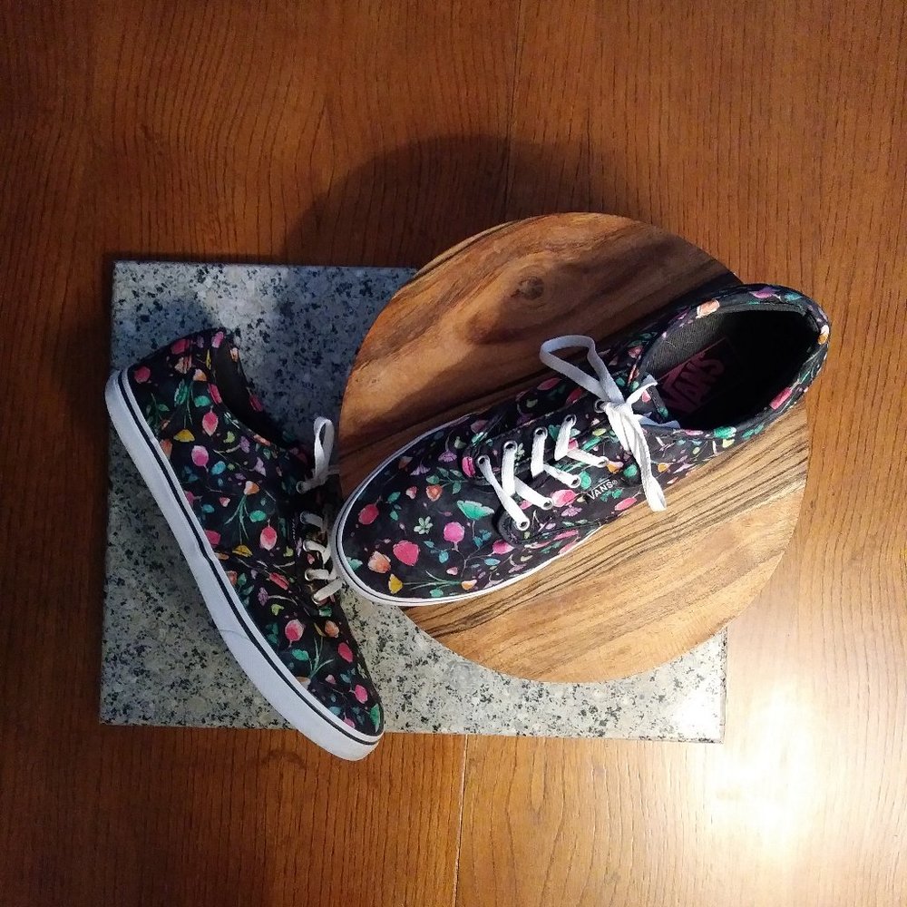 Sneakers 9 Y2K Vintage Resort Sportswear Streetwear School Preppy Goth Cottage
